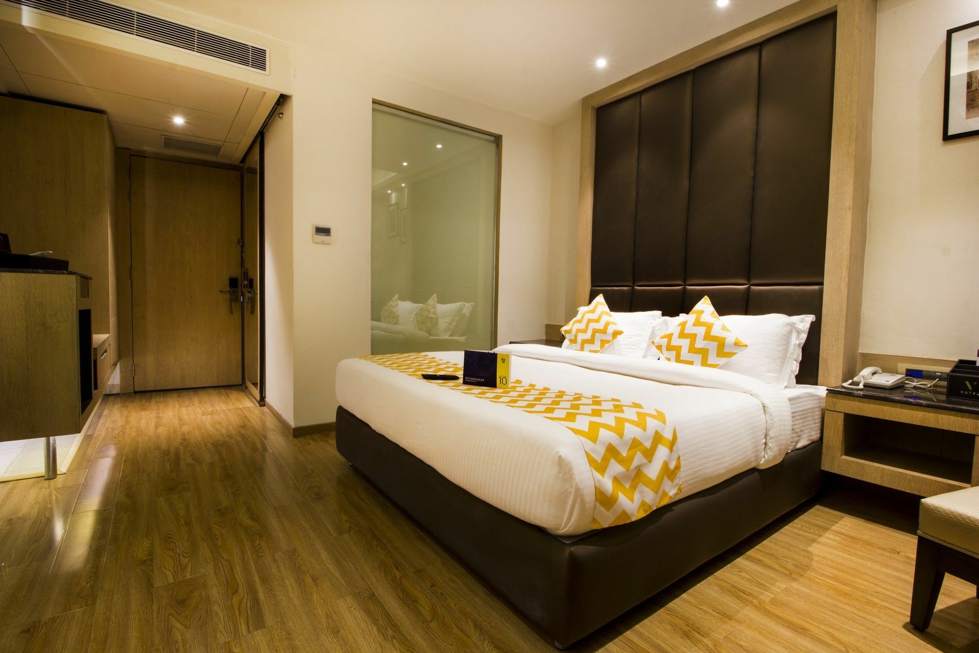 Fabhotel Prime V Hazratganj Lakhnau Kültér fotó
